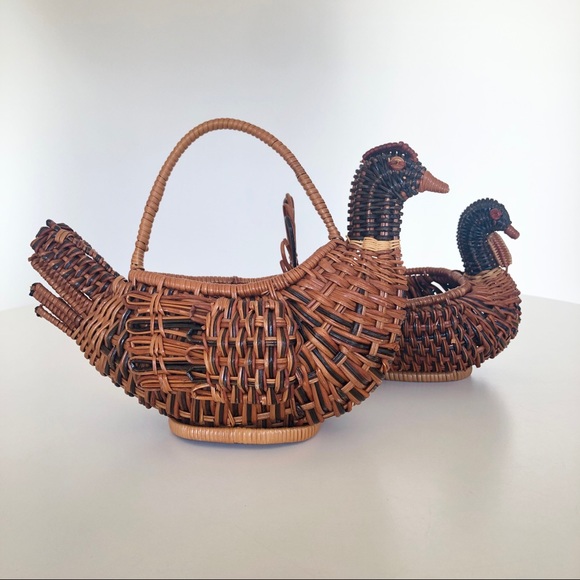Vintage Woven Wicker Pair of Bird Baskets Set of 2 MCM Boho - Picture 2 of 8